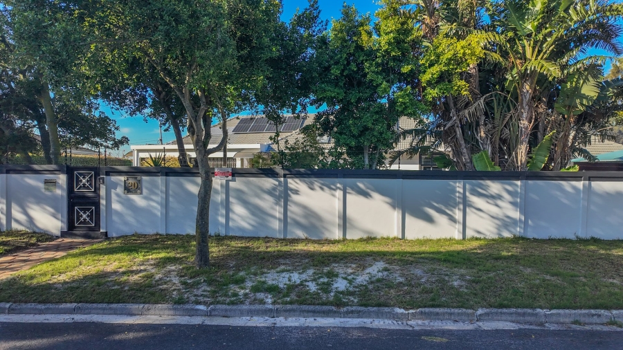4 Bedroom Property for Sale in Pinelands Western Cape
